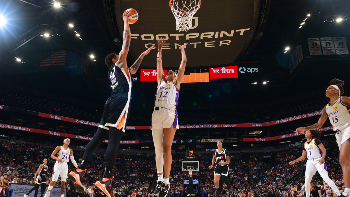 Brittney Griner de Mercury lance son premier dunk de l’année, poursuivant son retour remarquable à l’action WNBA