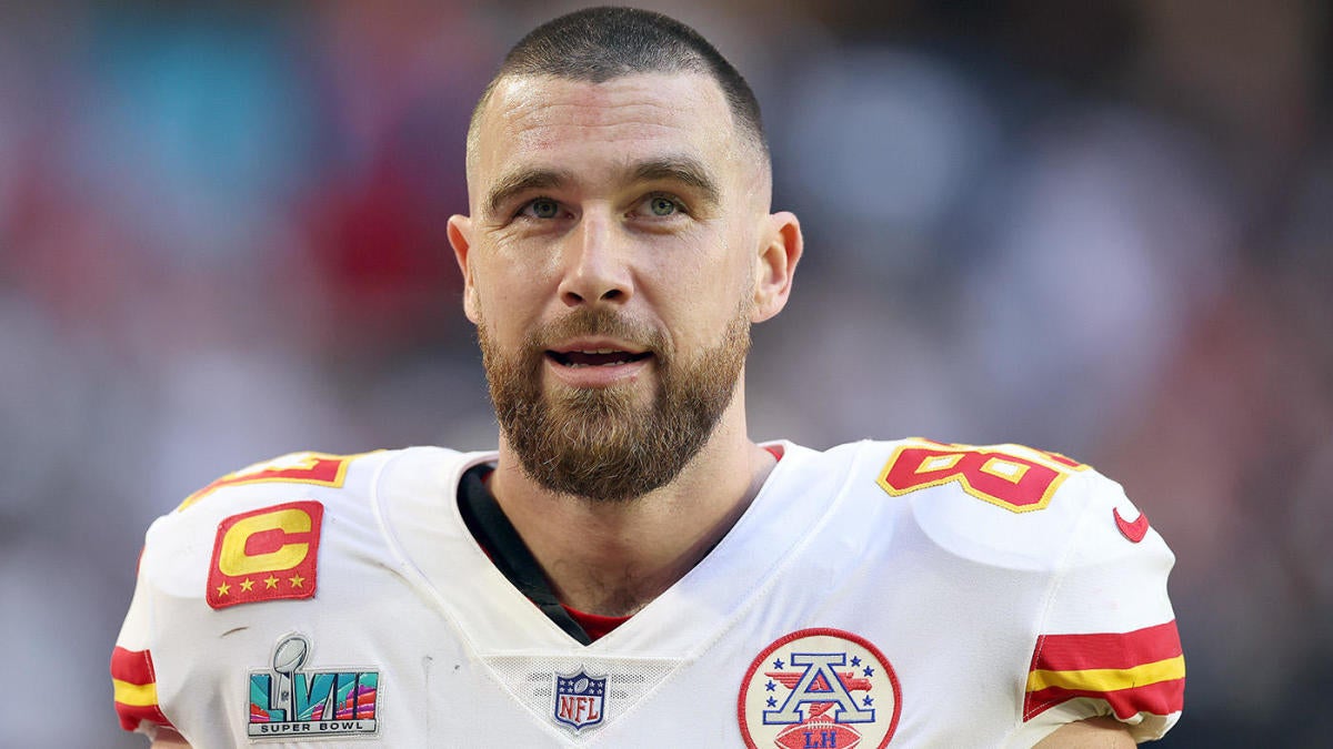 Chiefs' Travis Kelce says getting kicked off college football team ...