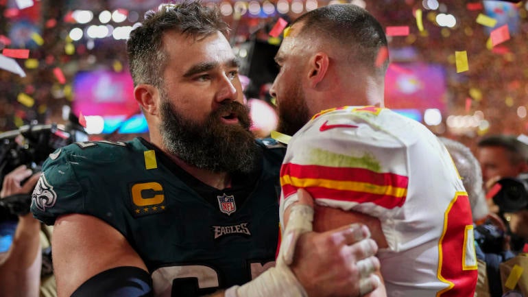 Chiefs' Travis Kelce explains how it felt to defeat brother Jason Kelce,  Eagles in Super Bowl: 'It was weird' - CBSSports.com