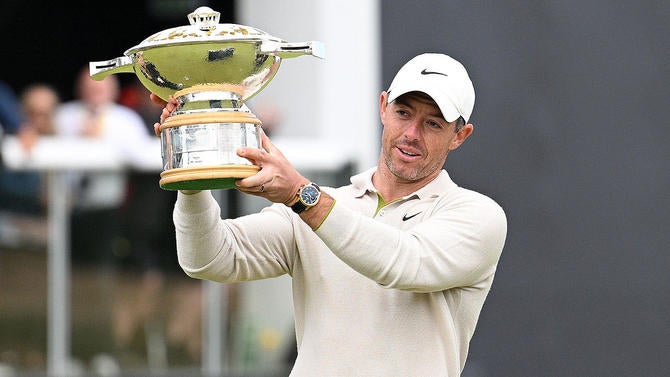 gettyimages-1548335750-rory-mcilroy-wins-scottish-open-trophy-2023-1400.jpg