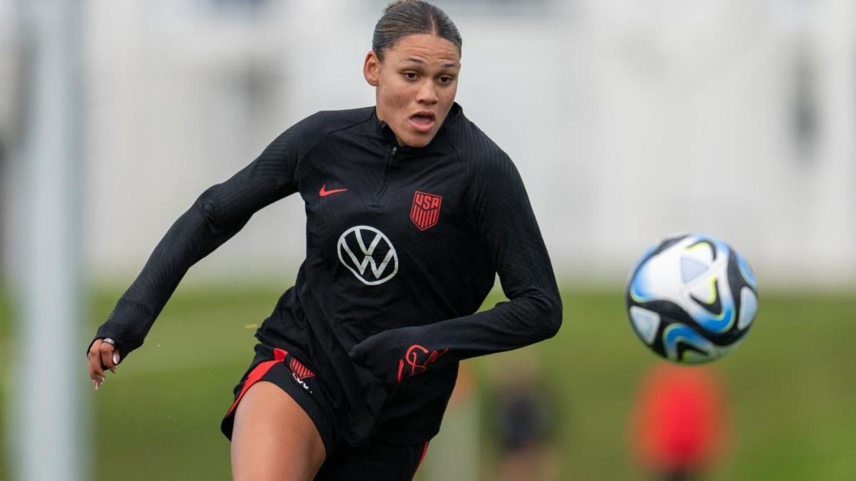 How Olympian and Pro Soccer Player Julie Ertz Is Training for the 2019  Women's World Cup