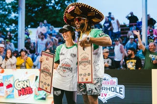 Packers' Aaron Jones Qualifies for Cornhole World Championship