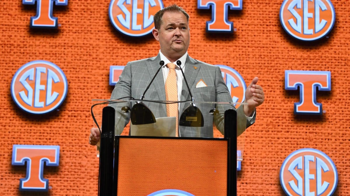 Tennessee football head coach Josh Heupel, two former TN players named to  2024 College Football Hall of Fame ballot