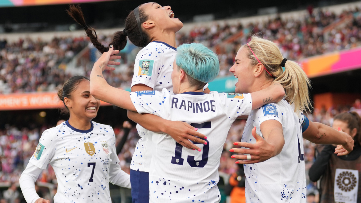 Sophia Smith, Rose Lavelle lead USWNT 3-0 win over Colombia in