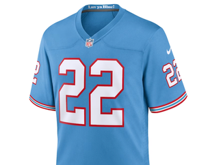 Derrick Henry in a Throwback Houston Oiler uniform with number 2 jersey  instead of 22. : r/Tennesseetitans