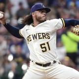 usatsi-21088391-freddy-peralta-brewers-rhp-2023-1400.jpg