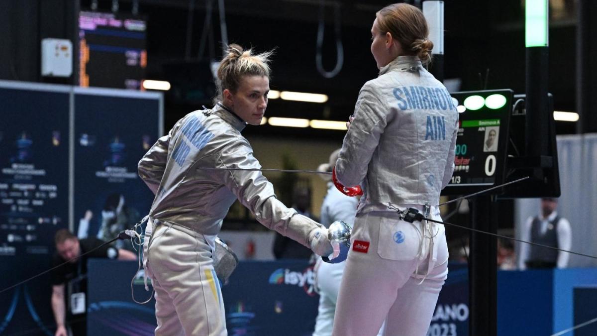 Ukrainian fencer <b>Olga</b> <b>Kharlan</b> disqualified after refusing to shake hands wi...