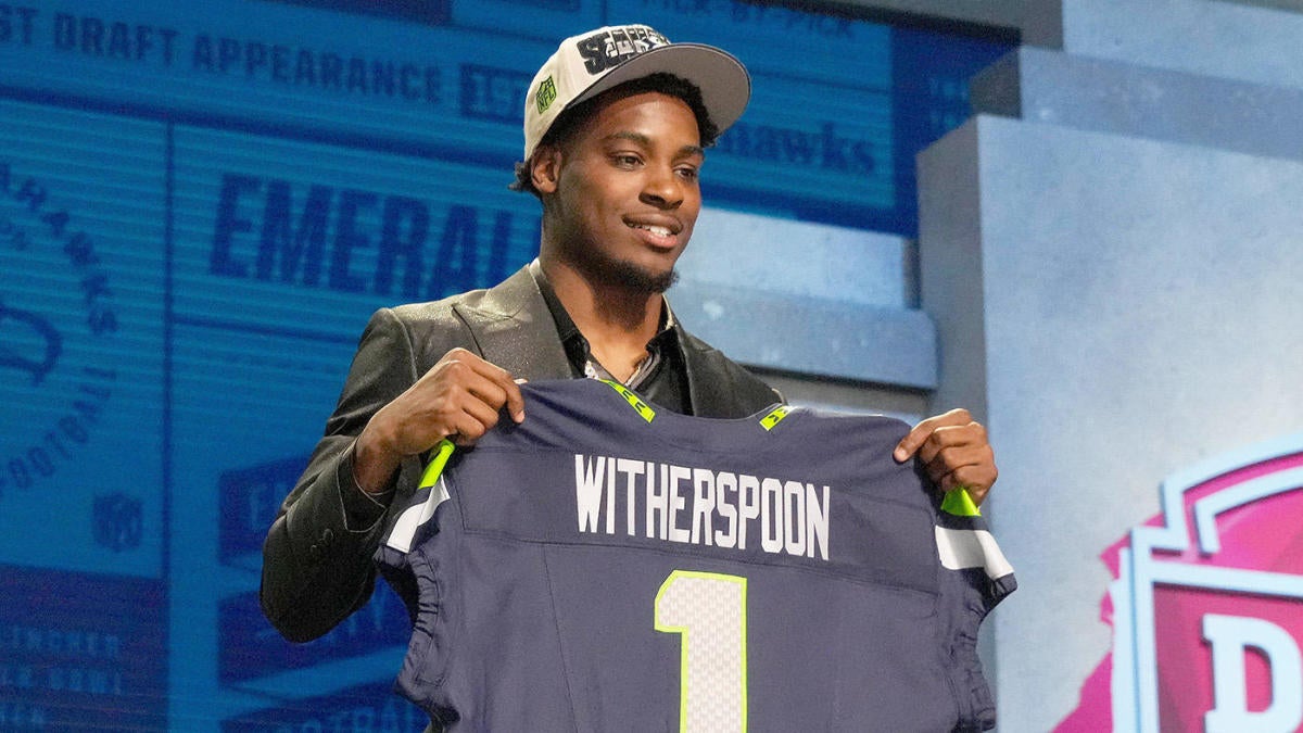 Seahawks first-round CB Devon Witherspoon reportedly holding out, is only  NFL rookie without a contract