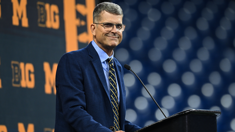 jim-harbaugh-smirk-michigan-big-ten-media-days-g.png