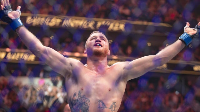 Justin Gaethje Defeats Dustin Poirier Via Head Kick KO To Win The BMF Belt