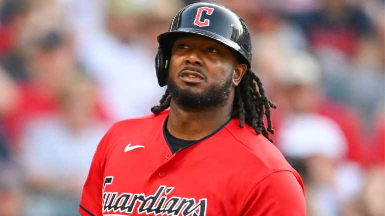 2023 MLB trade deadline: Marlins acquire Josh Bell, Ryan Weathers in ...