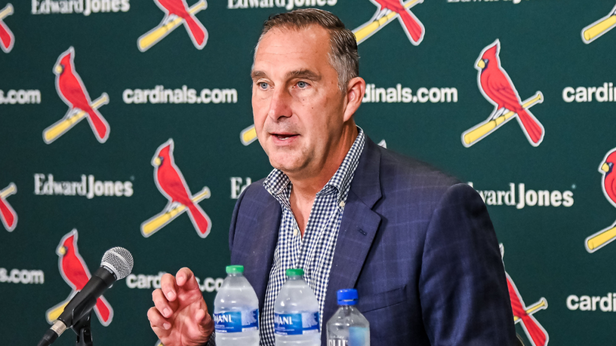 As front office considers picking roster apart, are Cardinals
