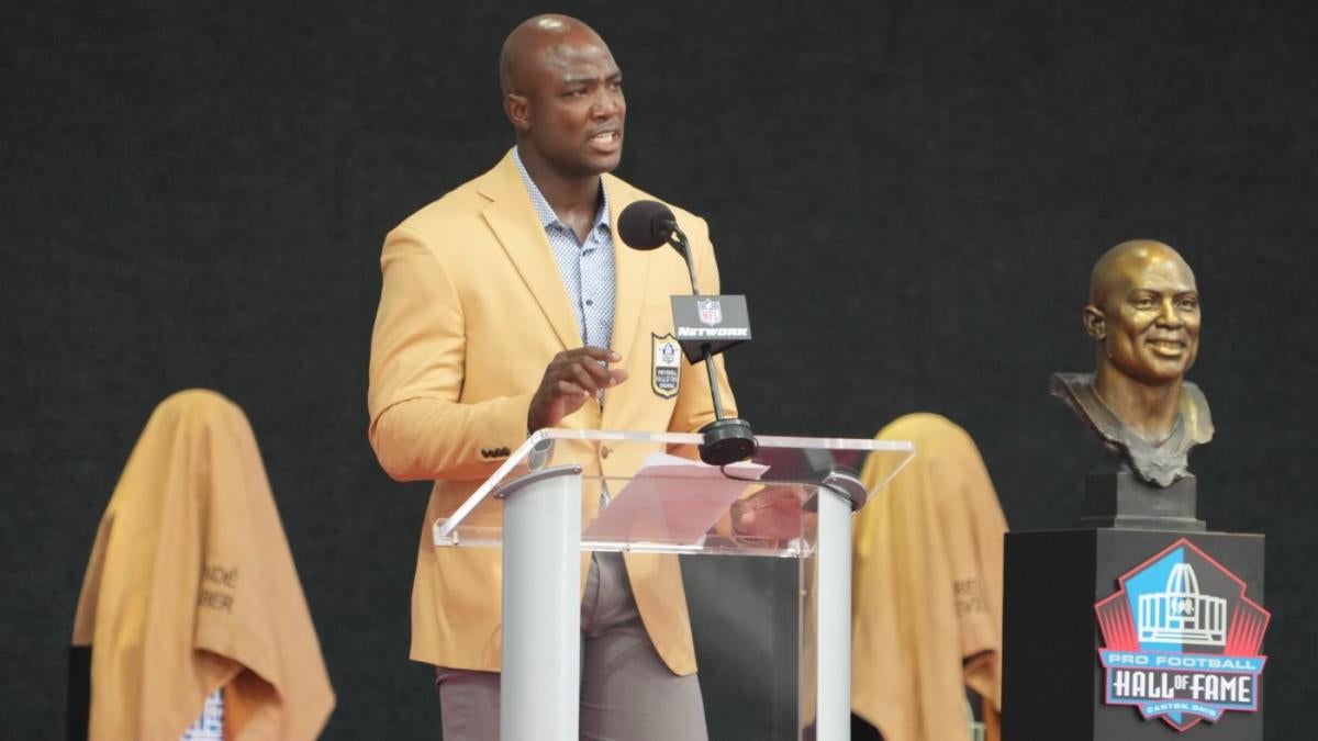 DeMarcus Ware's Hall of Fame display does not feature a Cowboys