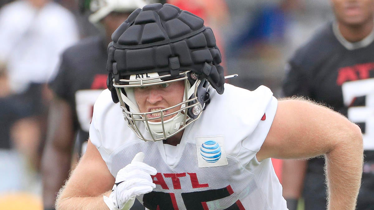 NFL Players Seen Sporting Futuristic New Helmets During Training