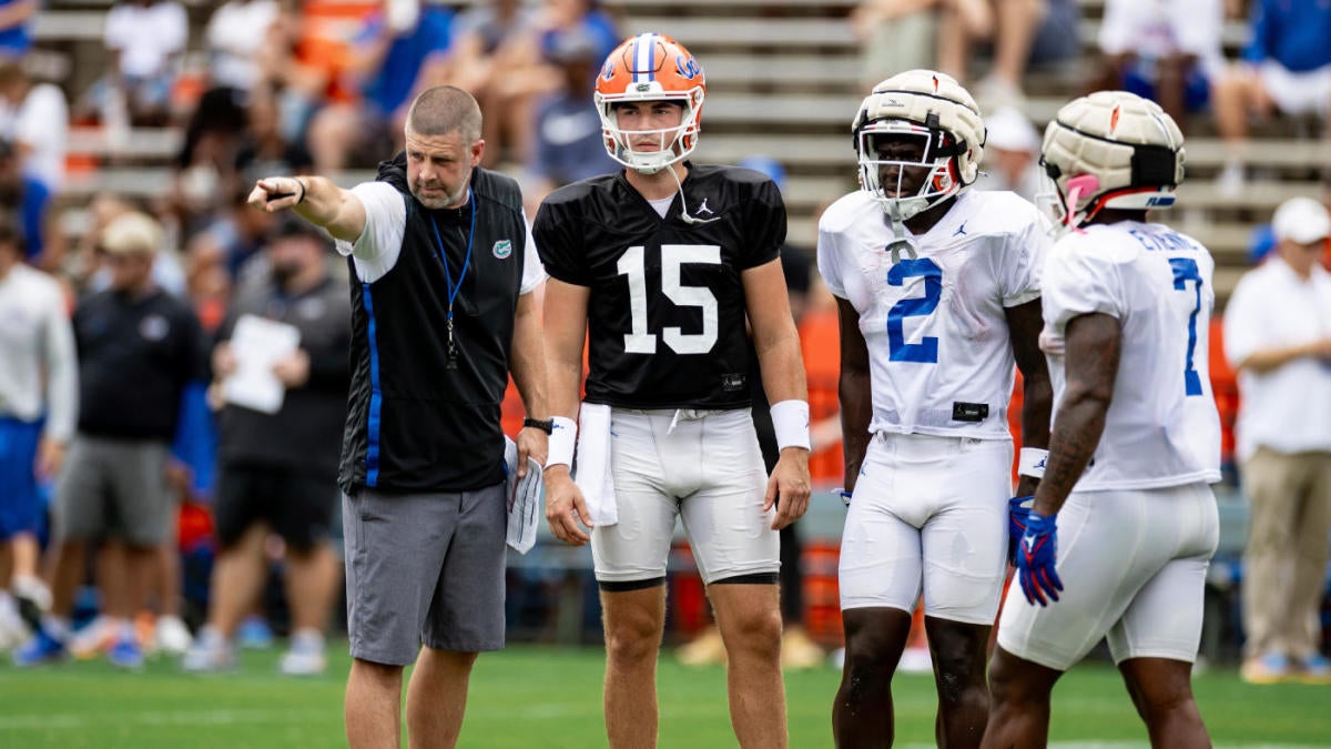 Florida Coach Billy Napier Tabs Former Wisconsin QB Graham Mertz As ...