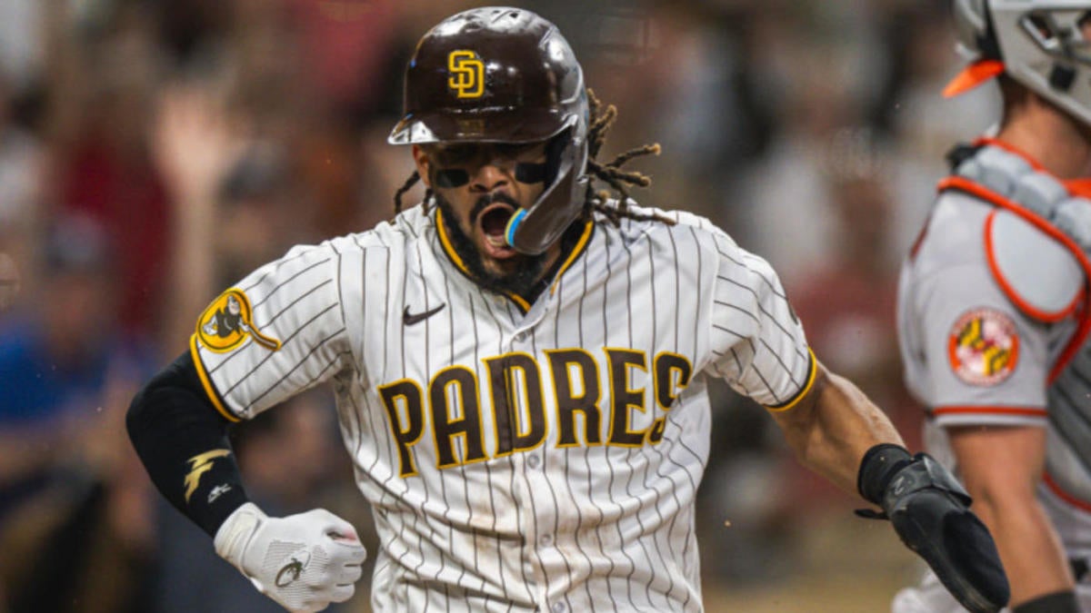 Tatis steals home, Snell sharp as the Padres beat the Orioles 5-2 to take 2  of 3
