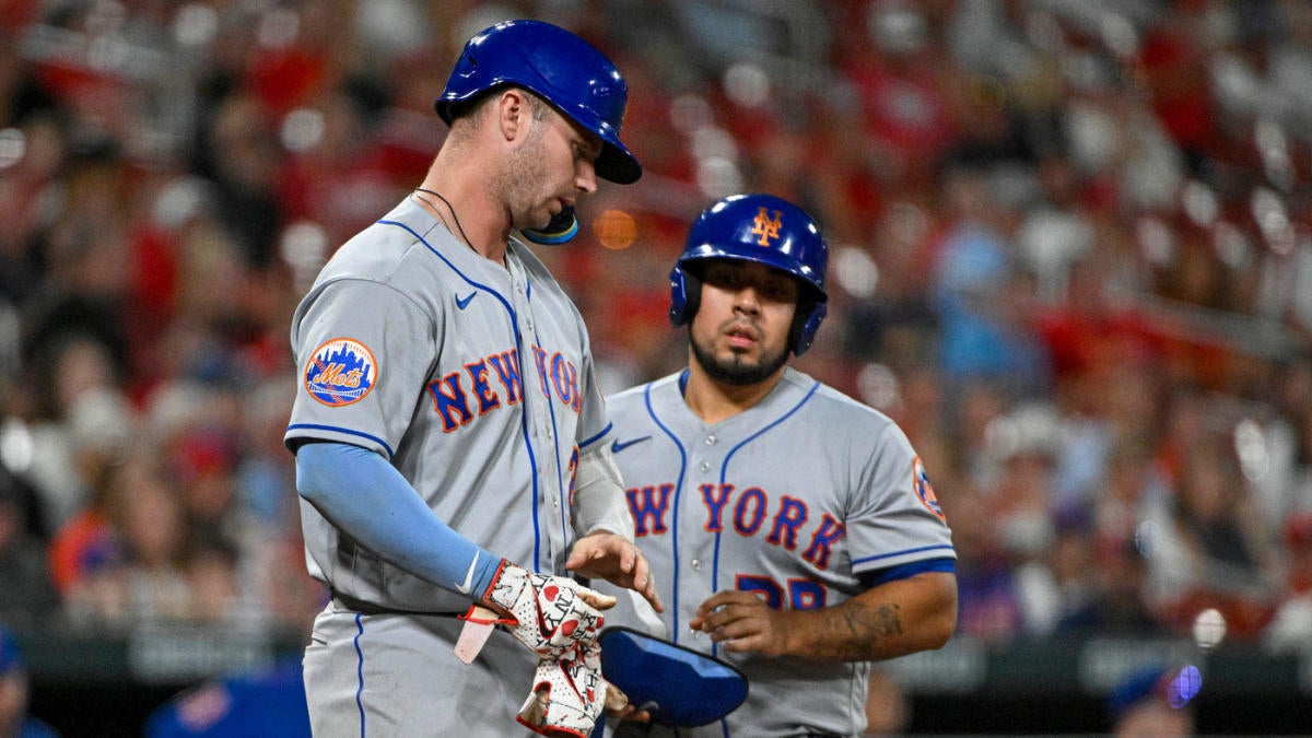 Pete Alonso apologizes to Masyn Winn after throwing first career hit ...
