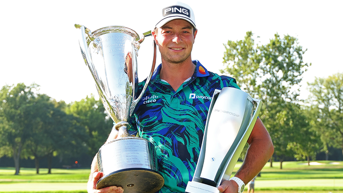 viktor-hovland-bmw-trophies-getty.png
