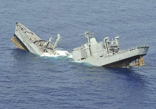 royal-australian-navys-submarine-celebrates-successful-sinking-at-rimpac.jpg