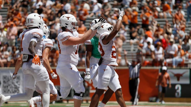 For Tennessee Football, Josh Dobbs Over Vince Young