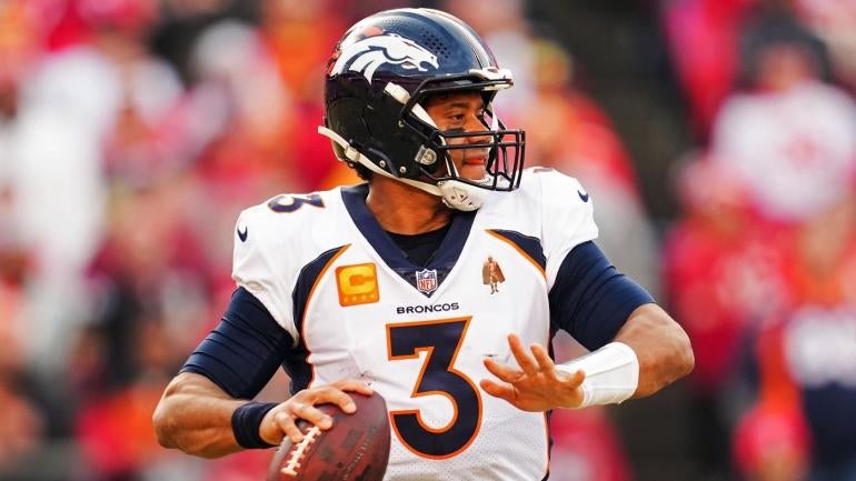 russell-wilson-broncos.jpg