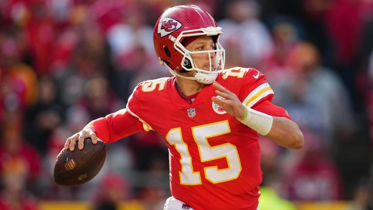 Chiefs vs. Packers odds, line, spread: Sunday Night Football picks,  predictions by NFL model on 175-126 run 