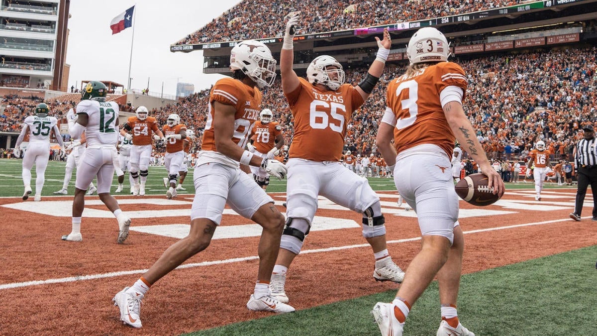 Texas, Penn State, Oregon among realistic College Football Playoff contenders entering 2023 season