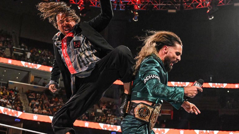Roman Reigns vs Jey Uso WWE SmackDown pro wrestling news July 21 2023