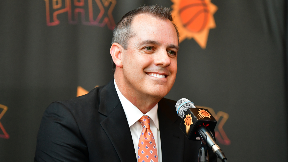 Suns Coach Frank Vogel Expects Competition for Fifth Starter Role - BVM  Sports