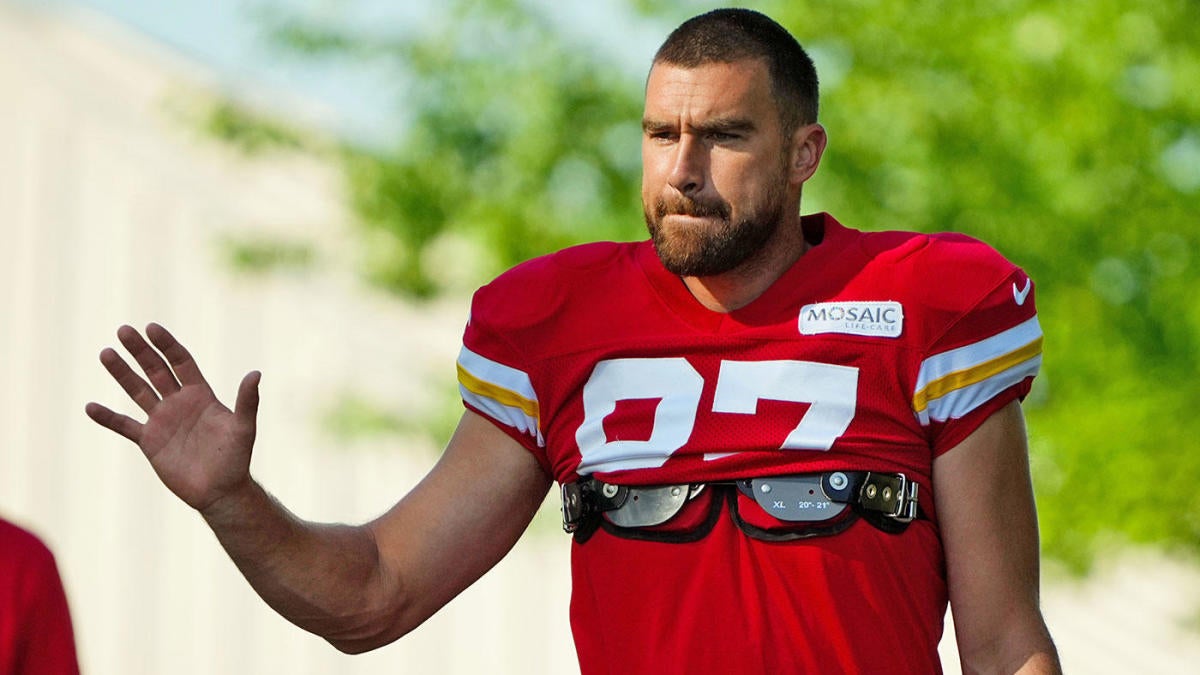 NFL Week 2 injuries: Eagles to be without three starters vs. Vikings; Travis Kelce returns to practice
