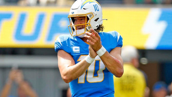 Miami Dolphins v Los Angeles Chargers