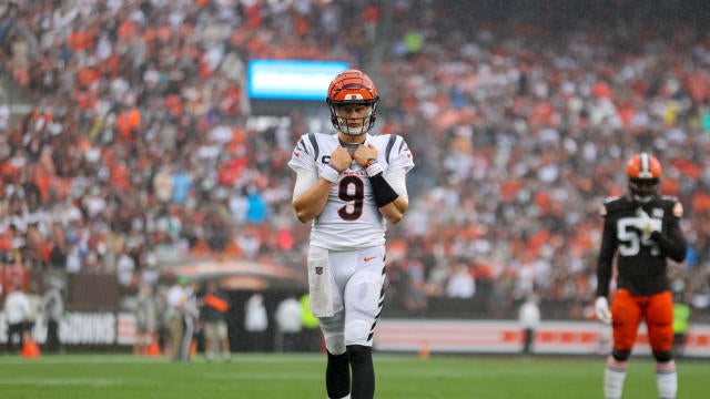 Bleacher Report on X: Bengals benched Joe Burrow in the 4Q after going  down 24-3 vs. Browns 14/31 82 YDS He just became the NFL's highest-paid  player on Thursday.  / X