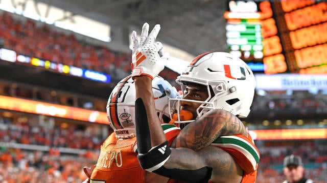 Miami All-America safety Kamren Kinchens carted off against Texas A&M after  scary injury