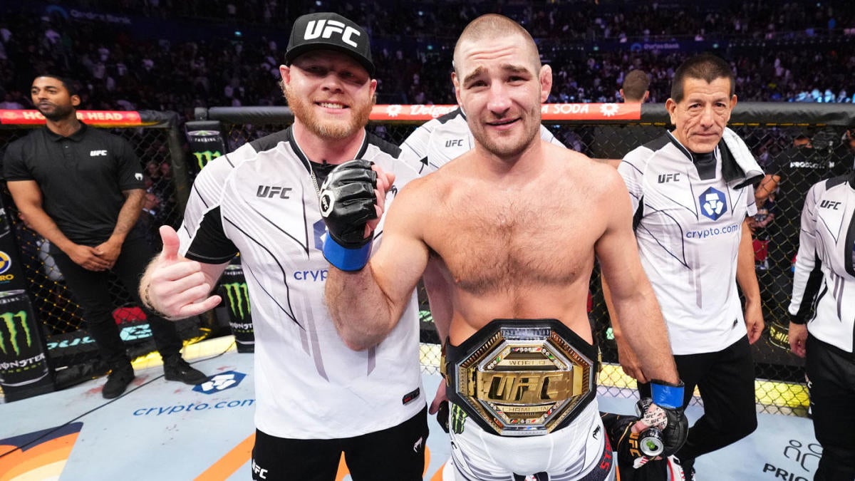 Sean Strickland upsets Israel Adesanya to take UFC middleweight title, Sports News