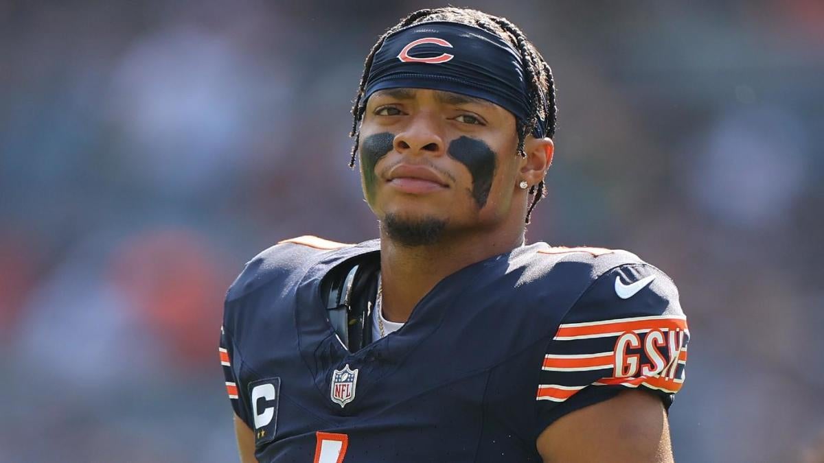 Bears' Justin Fields walks back coaching as cause for early-season  struggles, QB says he will alter approach 