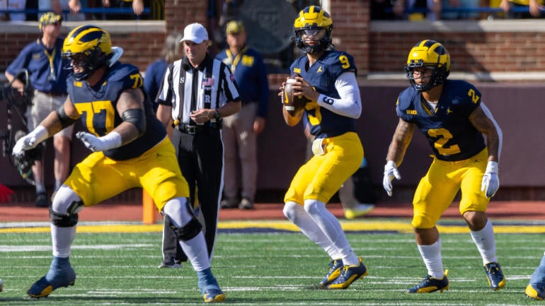 NCAA Football: UNLV at Michigan