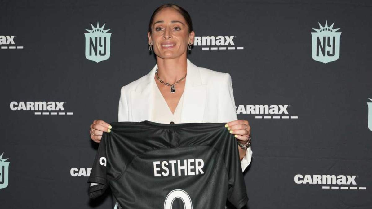 Esther Gonzalez, Women’s World Cup Winner, Joins NJ/NY Gotham FC