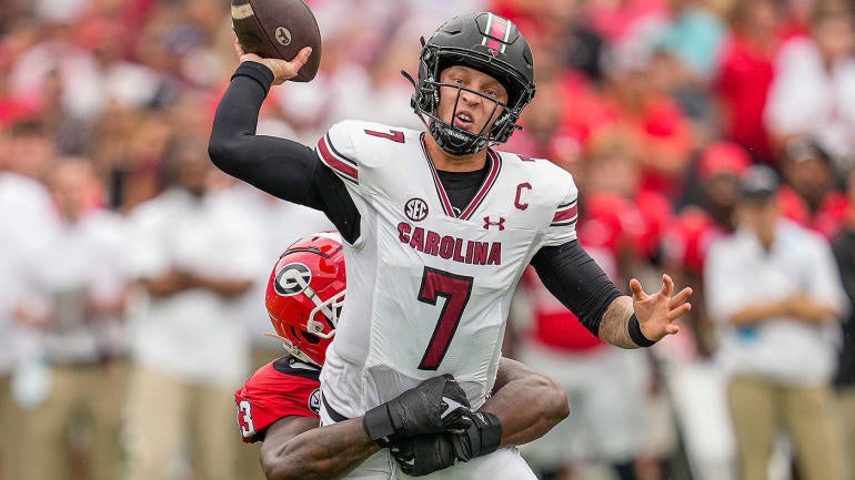 usatsi-21433938-spencer-rattler-gamecocks-qb-2023-1400.jpg