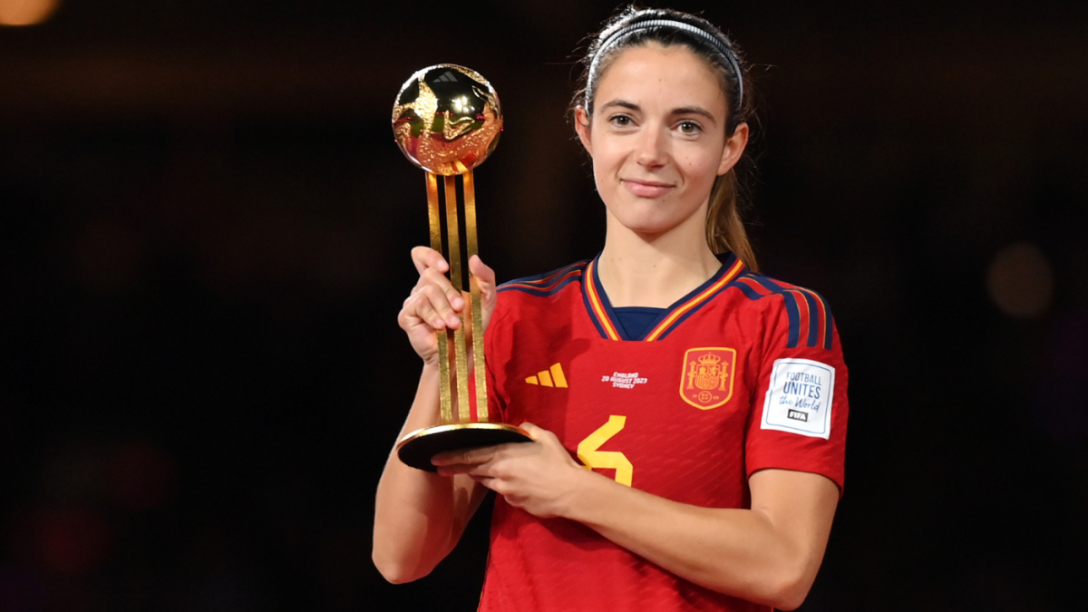 España recuerda a 15 campeones del mundo femenino a pesar de las continuas protestas contra la federación, con Gini Hermoso suspendido
