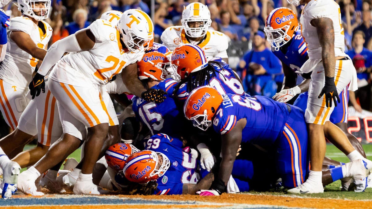 SEC suspends Florida, Tennessee players for fighting on final play of tense  rivalry - CBSSports.com