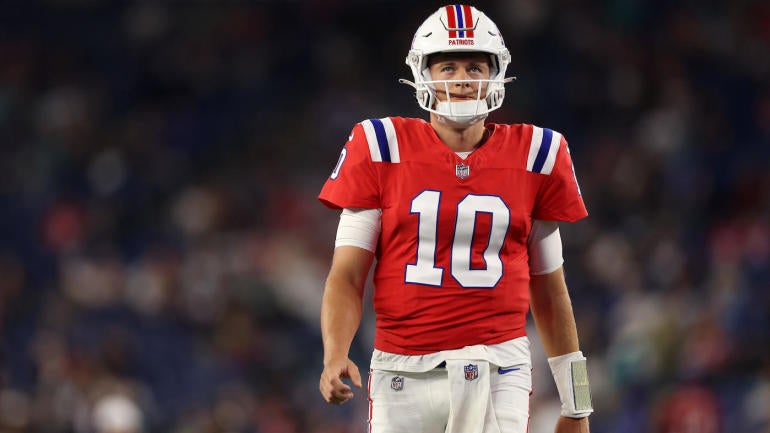 Miami Dolphins v New England Patriots