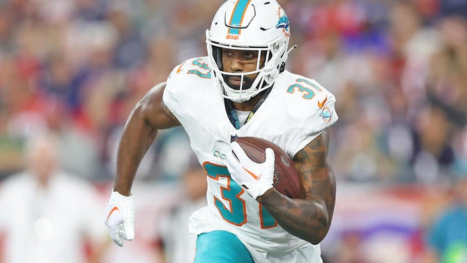 Miami Dolphins v New England Patriots