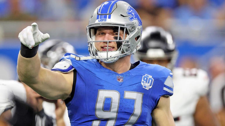 getty-aidan-hutchinson-lions.jpg