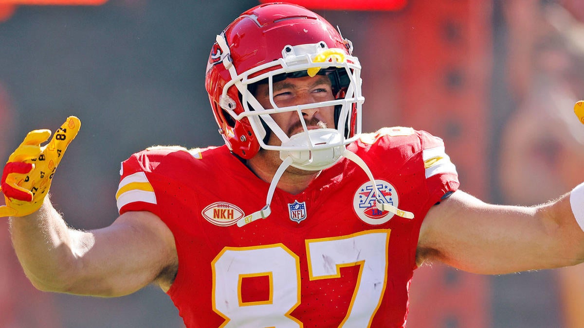 Travis Kelce - NFL News, Rumors, & Updates