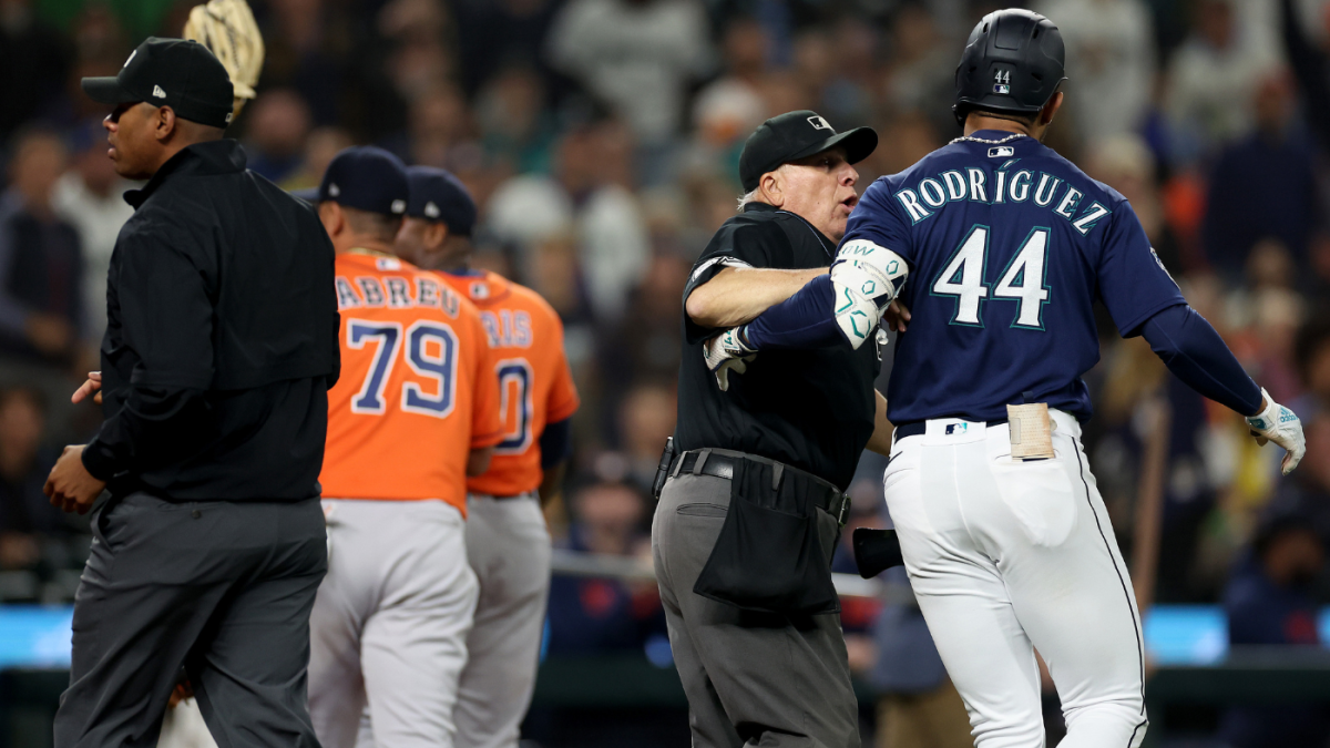 Julio Rodríguez 'shocked' by Hector Neris' reaction after strikeout; Astros  pitcher apologizes, denies slur 