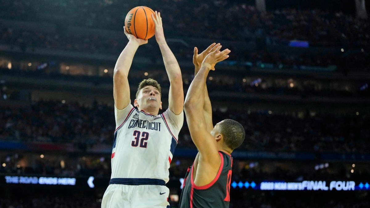 Magazine - College Basketball