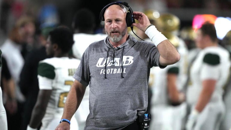 Trent Dilfer rips into UAB assistant coaches after Blazers get called ...