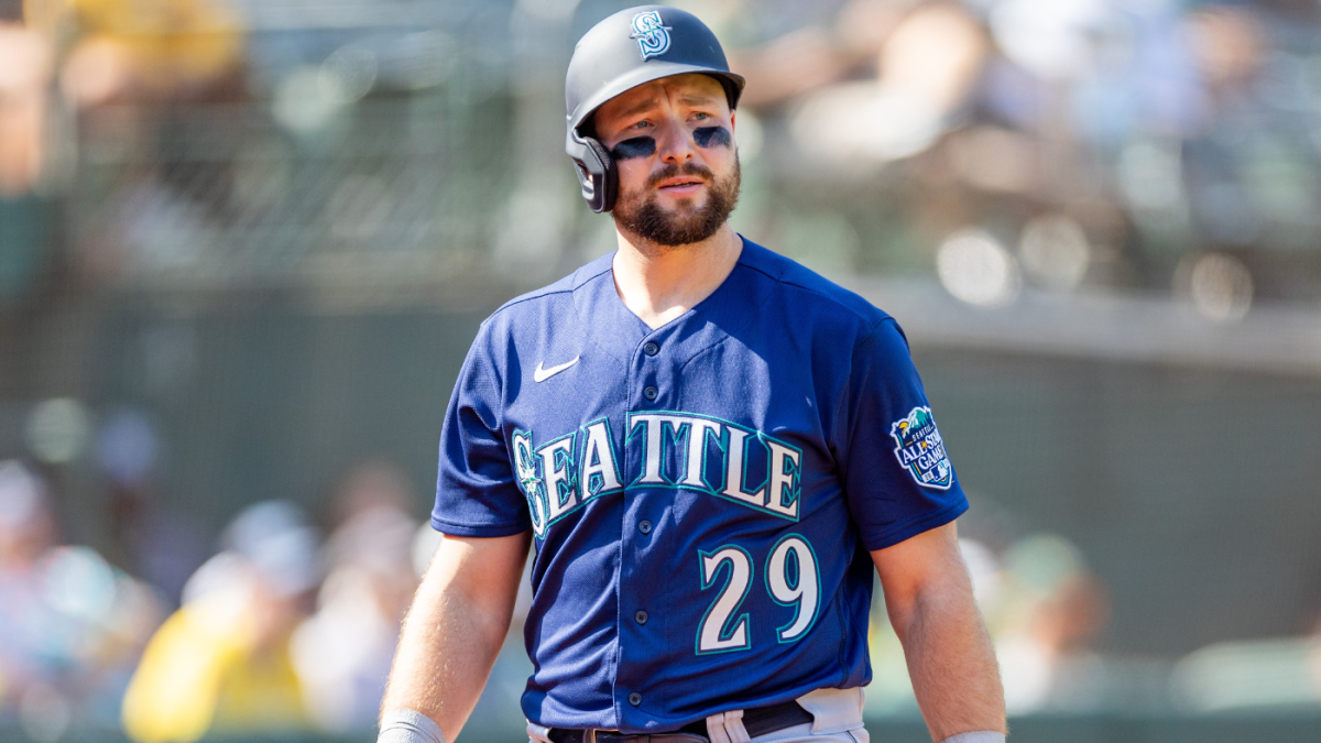 Mariners' Cal Raleigh calls out ownership after elimination: 'We've got to commit to winning'