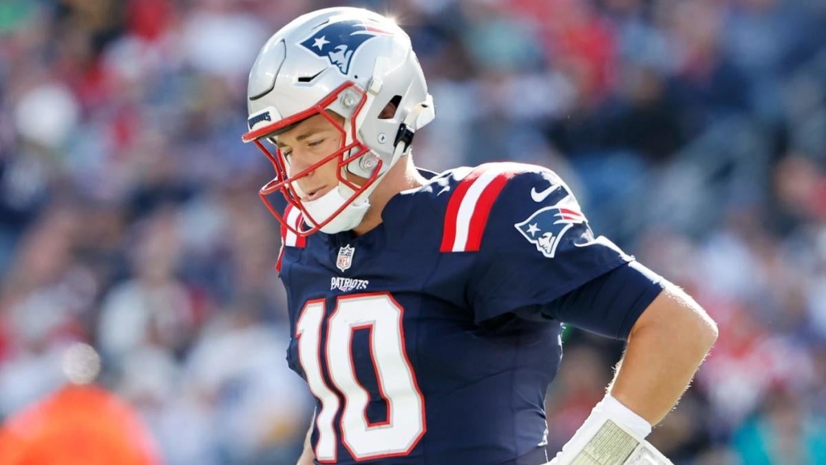 Tom Brady tosses second pick-six of the season, fourth in last six games