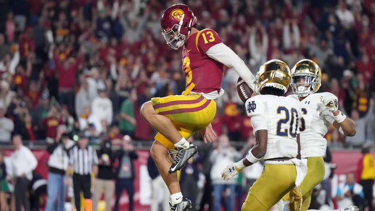 NCAA Football: Notre Dame at Southern California